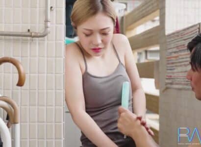 Cha chồng lực lưỡng đánh thức dục vọng con dâu khao khát